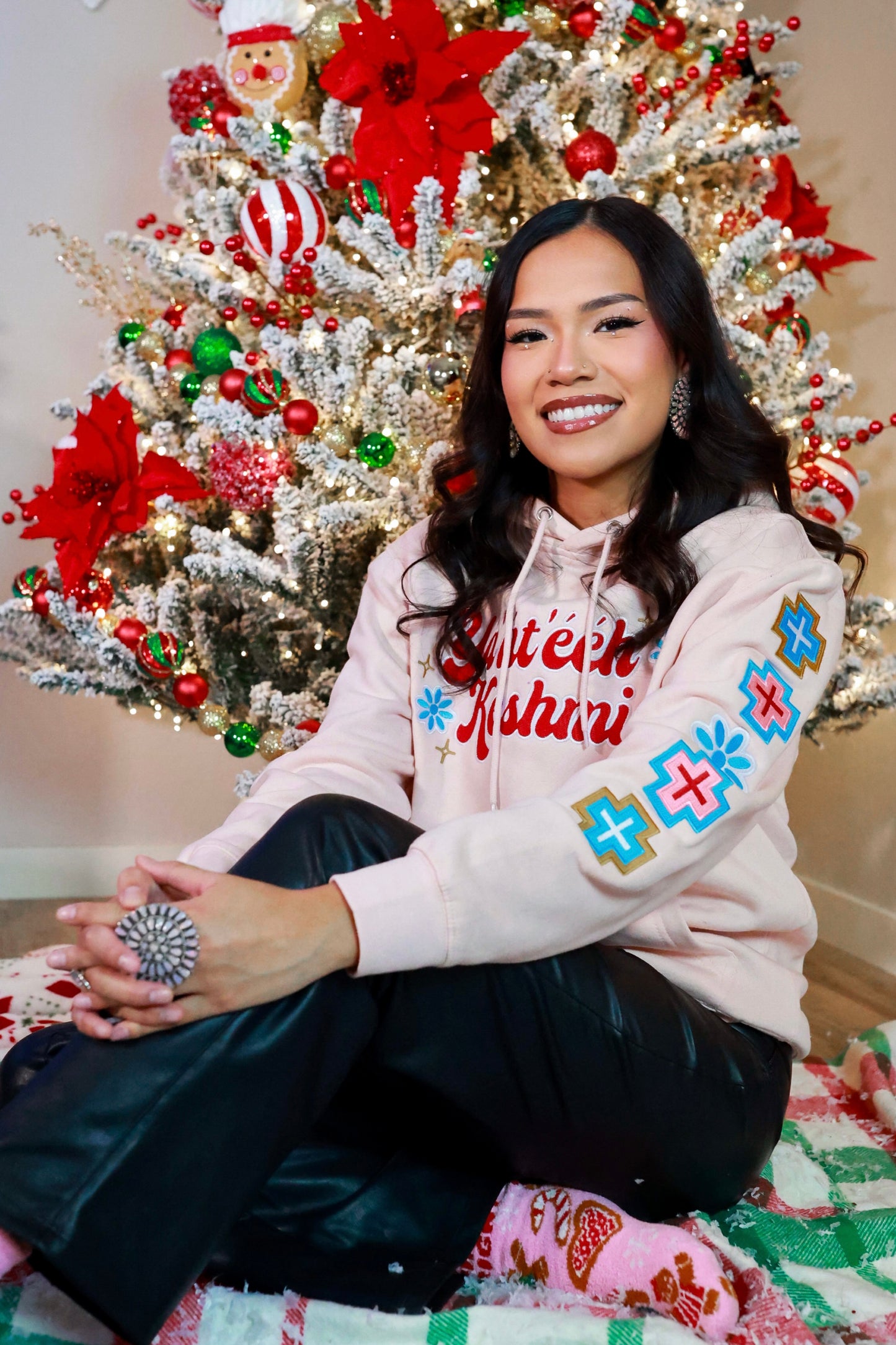 Yá'át'ééh Késhmish Sweater