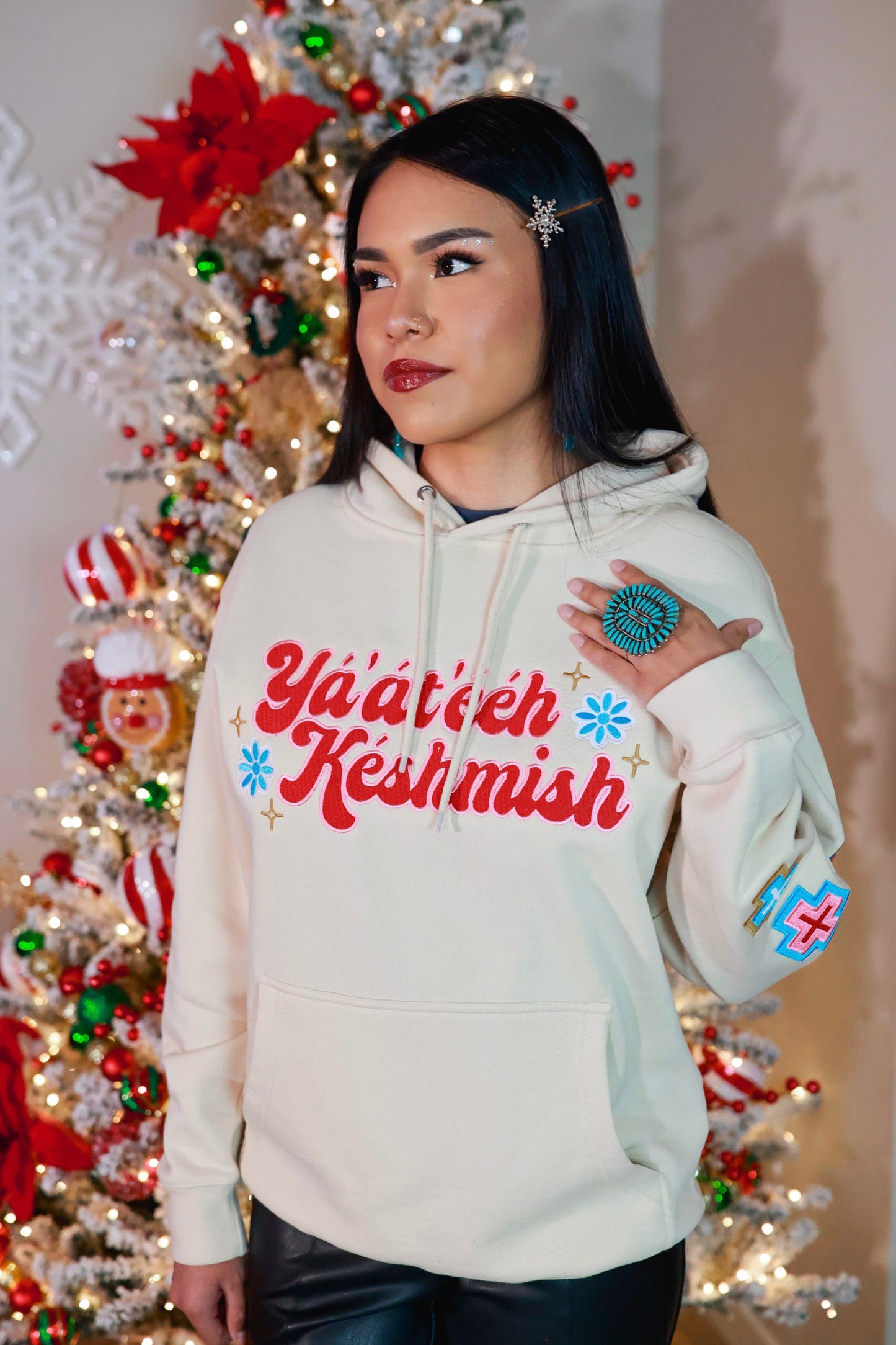Yá'át'ééh Késhmish Sweater